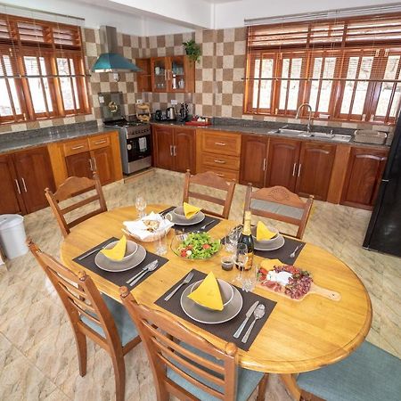 La Belle Residence Self Catering Accommodation بو فالون المظهر الخارجي الصورة